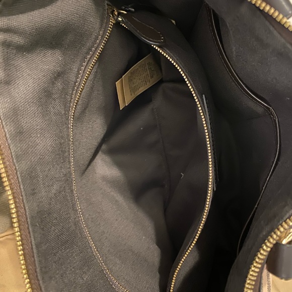 Burberry Tote - Picture 10 of 13